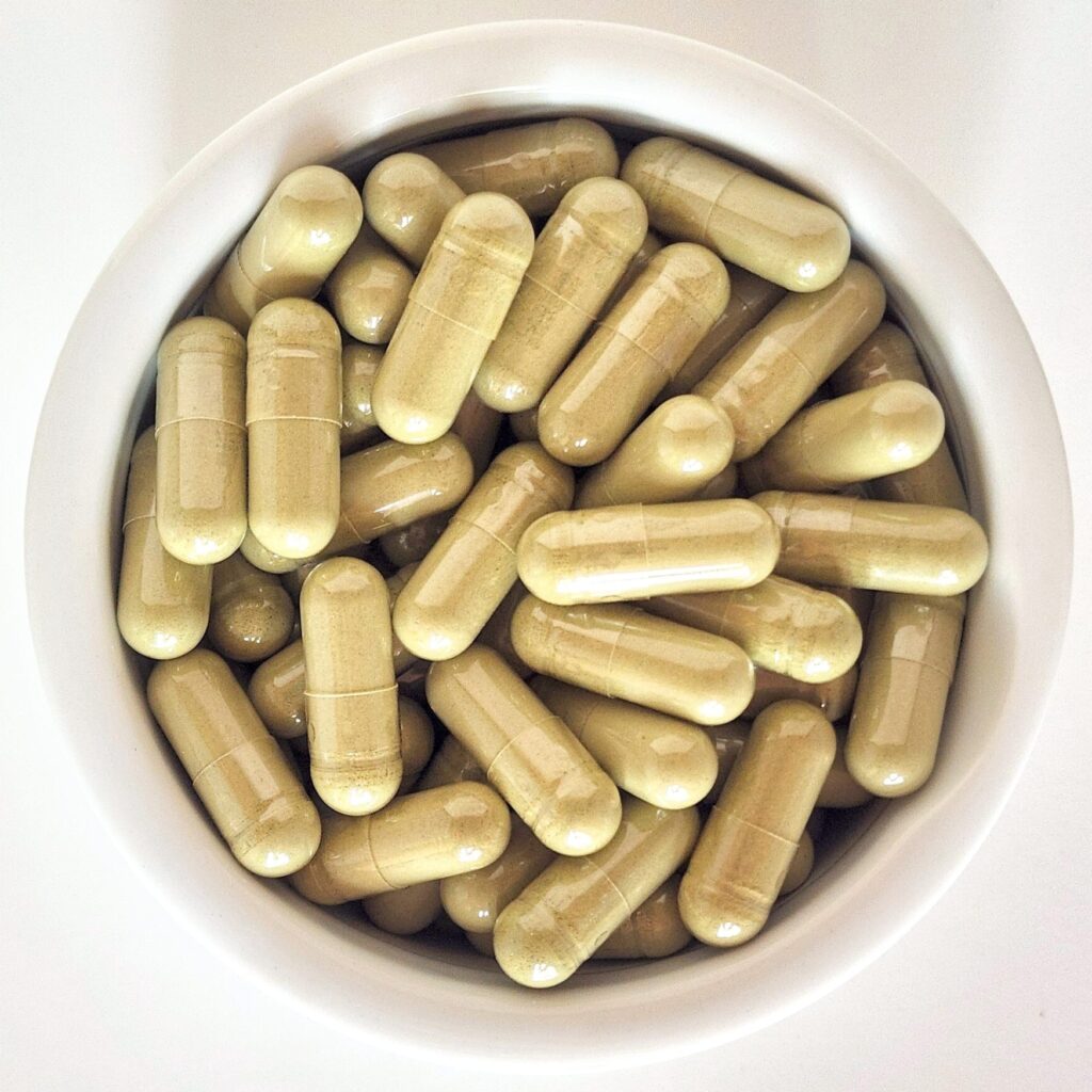 Quality Green Maeng Da Kratom Capsules SAME DAY - Ohio Botanicals